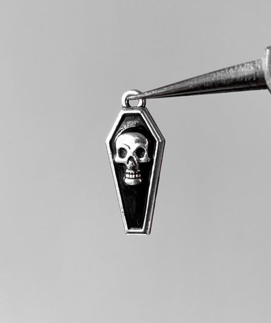 Skull Coffin Pendent